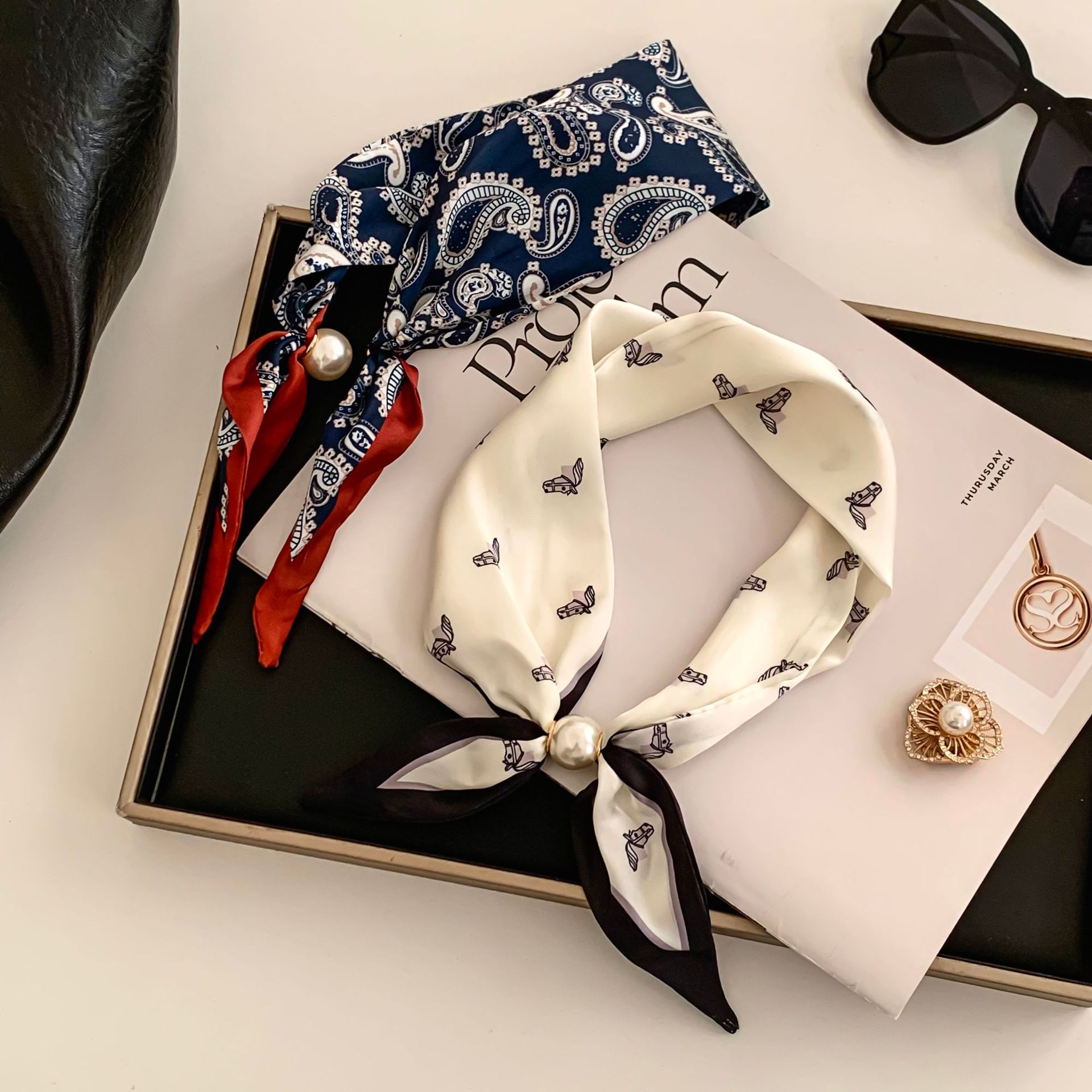Cashew Flower Silk Scarf Effor - Outdoor Furniture Decor recensie en prijs