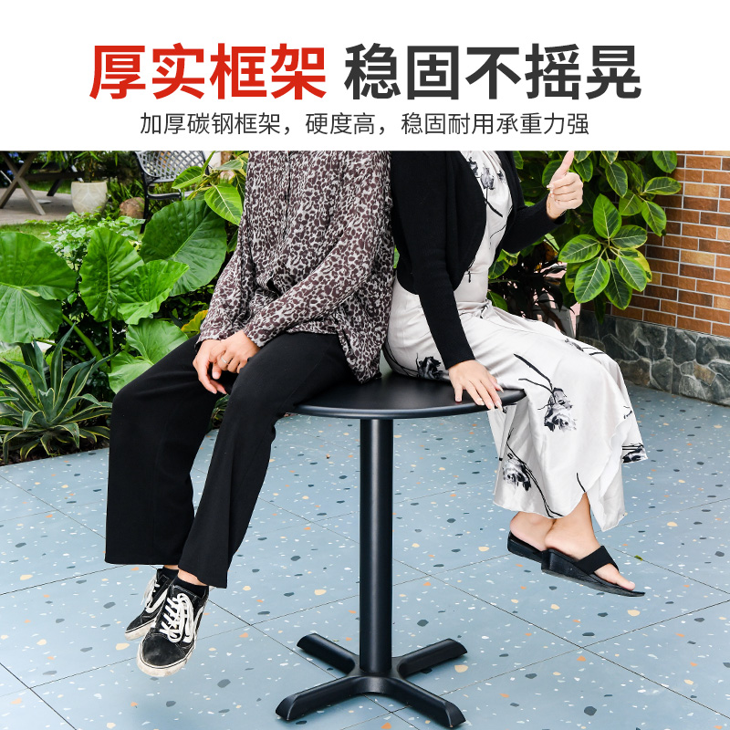 Outdoor balcony table and chai - Outdoor Furniture One Piece recensie en prijs